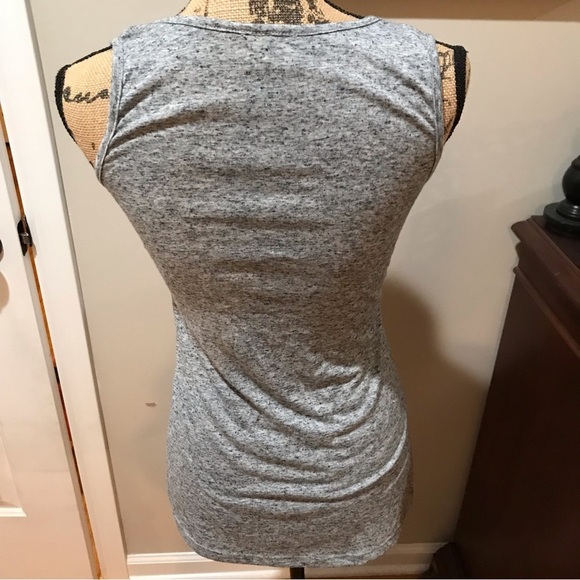 ▪️Tank with Flower Adornment - Picture 5 of 7